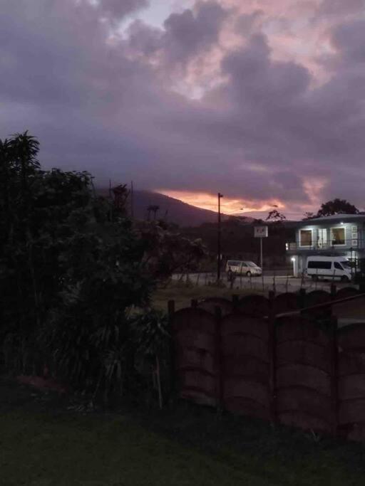 Apartamento Vista Al Arenal Apartment La Fortuna Bagian luar foto